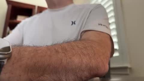 Old Married in LA online show from March 8, 4:00 pm