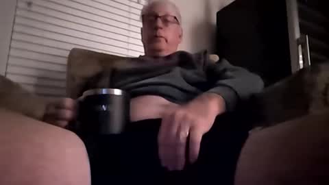 oldsubman online show from March 14, 10:42 am
