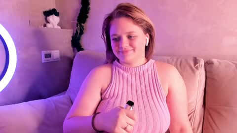 Snapshot of olisyasweet chatting on January 3, 8:01 pm olisyasweet online show from January 3, 8:01 pm