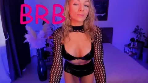 oliva_candy online show from March 11, 6:41 pm