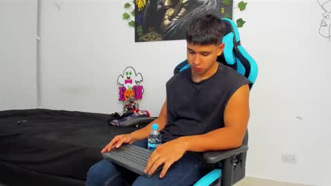 Oliver bray online show from February 1, 1:55 am