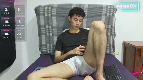 Oliver Rayman online show from November 29, 10:35 pm