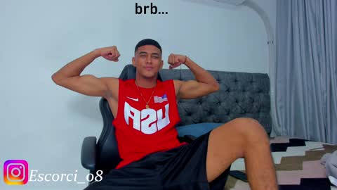 Snapshot of oliver_smith_2 chatting on December 10, 6:17 pm oliver_smith_2 online show from December 10, 6:17 pm