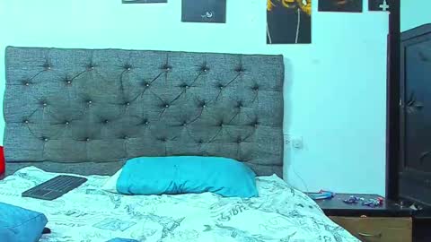 Snapshot of oliver_smith_2 chatting on November 7, 5:29 am oliver_smith_2 online show from November 7, 5:29 am