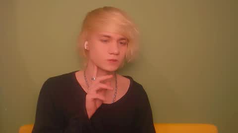 Oliver online show from December 9, 2:45 am