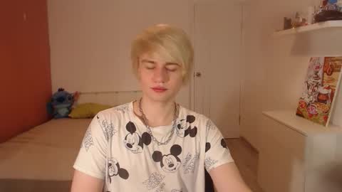 Oliver online show from September 29, 1:33 am