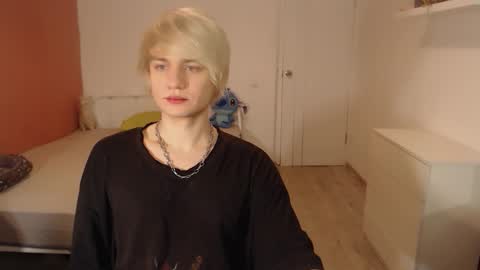 Oliver online show from November 20, 2:12 am