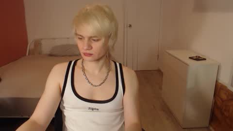 Oliver online show from February 1, 2:10 am