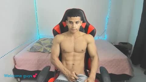 oliver thompsson online show from December 17, 9:54 pm