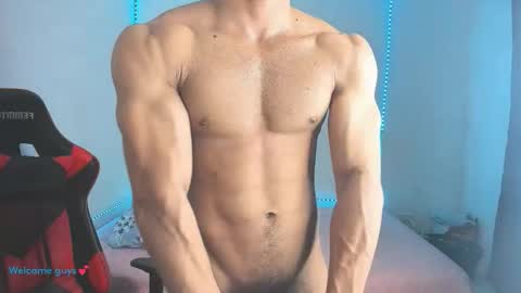 Snapshot of oliver_thompsson chatting on May 19, 2:07 am oliver thompsson online show from May 19, 2:07 am