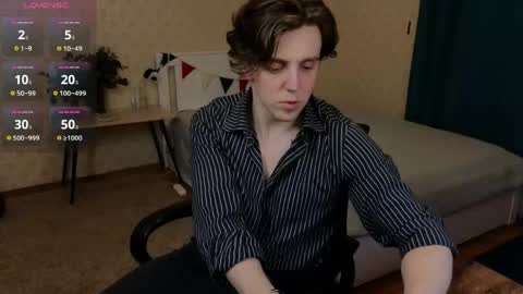Oliver Evans online show from May 12, 1:03 am