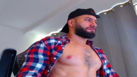 oliver online show from November 26, 1:01 pm