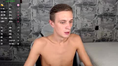 Snapshot of oliverfresh chatting on December 1, 10:09 am Oliver online show from December 1, 10:09 am