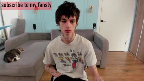 oliverrgroove online show from January 2, 8:06 am