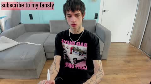 oliverrgroove online show from January 7, 8:45 am