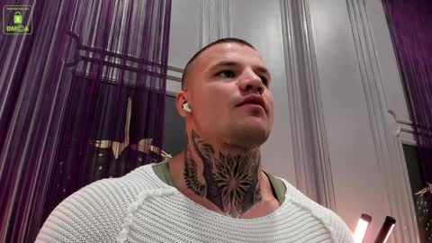 Snapshot of oliversport chatting on January 4, 10:27 am OliverSport online show from January 4, 10:27 am