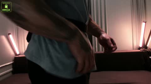 Snapshot of oliversport chatting on January 24, 3:45 pm OliverSport online show from January 24, 3:45 pm