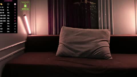 Snapshot of oliversport chatting on January 24, 7:28 pm OliverSport online show from January 24, 7:28 pm