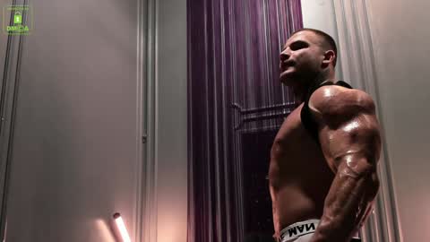 Snapshot of oliversport chatting on February 1, 3:39 pm OliverSport online show from February 1, 3:39 pm