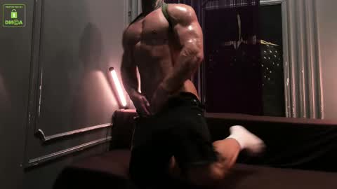 Snapshot of oliversport chatting on February 19, 3:49 pm OliverSport online show from February 19, 3:49 pm