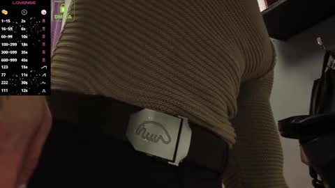 Snapshot of oliversport chatting on September 11, 3:56 pm OliverSport online show from September 11, 3:56 pm