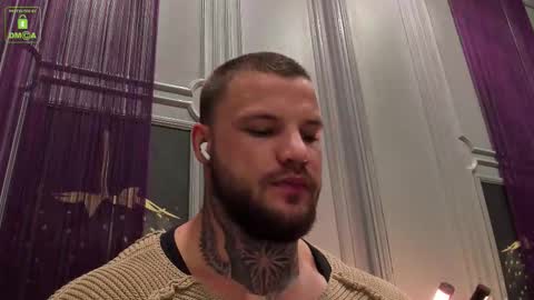 Snapshot of oliversport chatting on October 19, 4:46 am OliverSport online show from October 19, 4:46 am