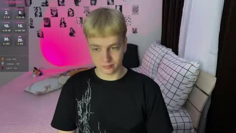 oliver online show from December 16, 1:05 pm