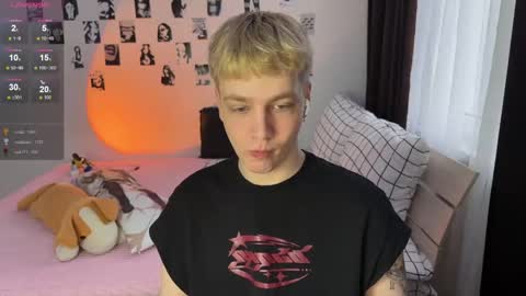 oliver online show from December 17, 7:25 am