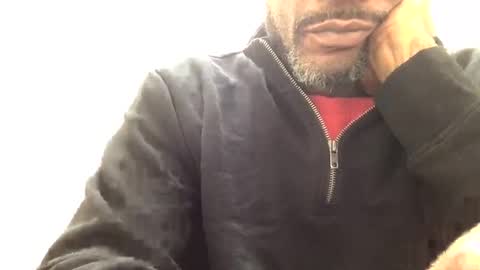 olivertwist1273 online show from December 11, 3:13 am