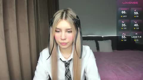 Olivia online show from December 5, 6:11 am