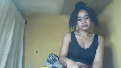 olivia9794 online show from June 23, 5:16 am