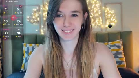 Olivia online show from May 10, 5:29 pm