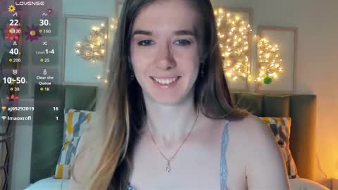 Olivia online show from May 26, 4:03 pm