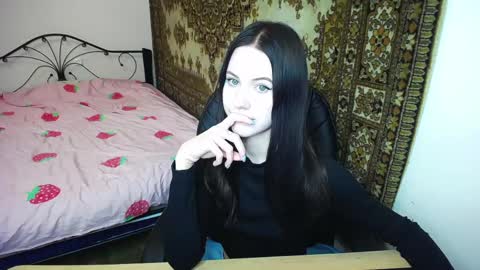 olivia_graceee online show from May 14, 9:38 am