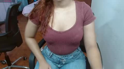 olivia_jass01 online show from June 4, 11:38 am