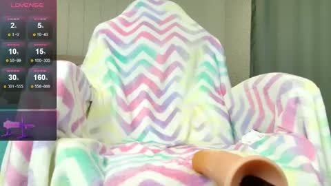 Olivia Hi guys Follow me  online show from July 14, 2:05 am