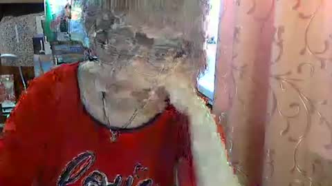 Olivia Mia online show from April 7, 7:31 am