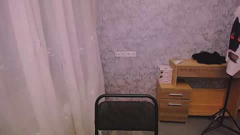 Snapshot of olivia_red_ chatting on December 28, 2:11 am Olivia online show from December 28, 2:11 am