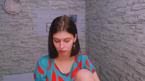 Snapshot of olivia_red_ chatting on January 20, 5:48 pm Olivia online show from January 20, 5:48 pm