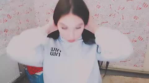 Snapshot of olivia_red_ chatting on February 12, 11:07 am Olivia online show from February 12, 11:07 am