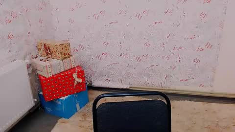 Snapshot of olivia_red_ chatting on February 18, 1:44 pm Olivia online show from February 18, 1:44 pm