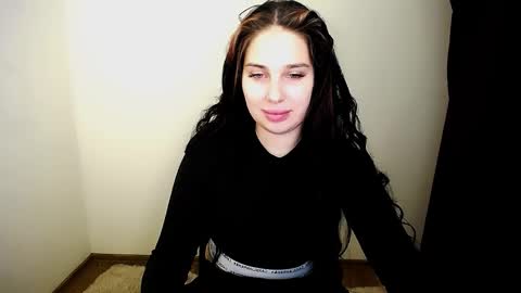 Snapshot of olivia_red_ chatting on November 19, 8:09 pm Olivia online show from November 19, 8:09 pm