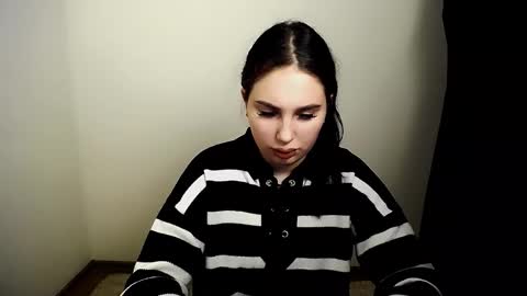 Snapshot of olivia_red_ chatting on November 20, 8:30 pm Olivia online show from November 20, 8:30 pm