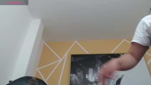 Olivia online show from October 19, 1:01 pm