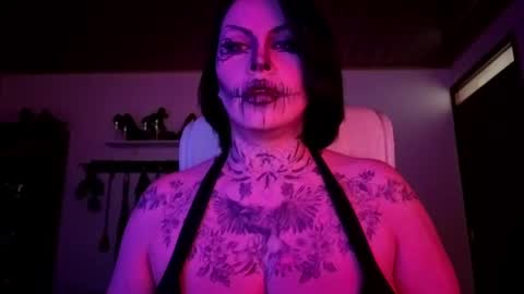 Snapshot of olivia_seex chatting on October 2, 2:24 pm online show from October 2, 2:24 pm