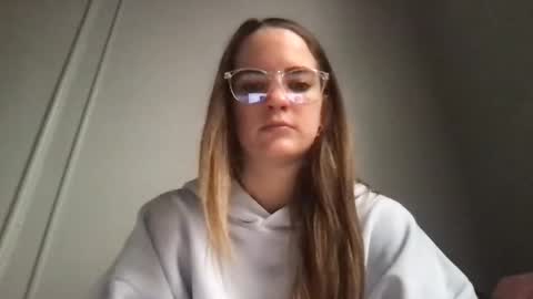 Snapshot of oliviaaraee chatting on February 5, 6:12 pm oliviaaraee online show from February 5, 6:12 pm