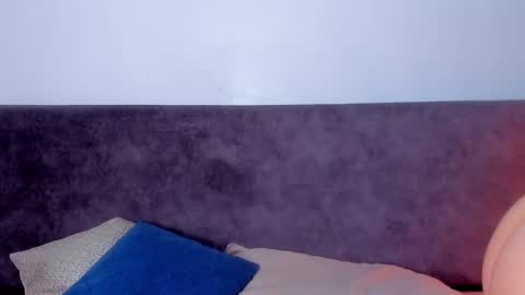 OLIVIA online show from February 22, 12:12 am