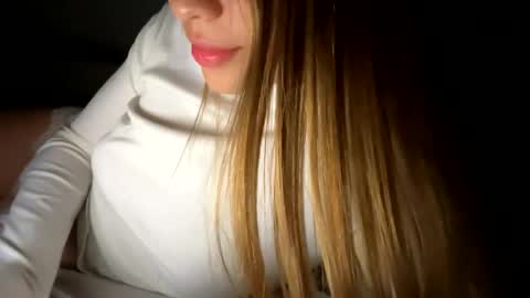 OLIV online show from June 11, 1:16 am