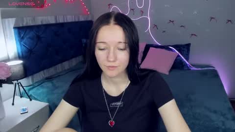 Snapshot of oliviagorgeous chatting on May 11, 12:44 pm OliviaGorgeous online show from May 11, 12:44 pm