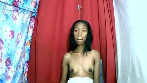 oliviah27 online show from October 8, 8:17 pm